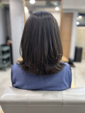 ユール 自由が丘(Yule) 【自由が丘】低めレイヤーのくびれボブ