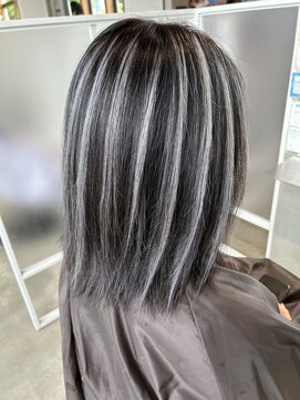 エイトオオブ(EIGHT OBU) 【Eight大府】映えないわけがない!!「白×黒」ハイライト☆