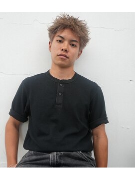 ピア ヤクイン(Pia Yakuin) ミルクティーブラウン ラフショート