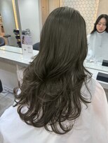 ヴィオットバイサロン(Viot by Salon)&nbsp;前髪ありくびれヘア夏アプリコットオレンジハイライトカラー