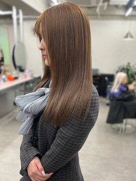 ティント 梅田(Tint) 【Yui】艶髪/明るめベージュ(大阪梅田/ダブルカラー)