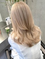 サンク 原宿 表参道(cinq)&nbsp;ダブルカラーハイトーンミルクティーベージュレイヤーカット韓国