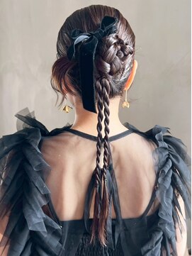 おくれ毛ロング暗めカラー韓国ヘア顔周りレイヤー_ba565012