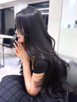 エル バイ アンキシム(elu by AHNKISM) 顔まわり韓国レイヤーカット髪質改善トリートメント