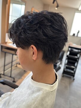 シーフ 千葉(Cyf) フェザーパーマリバースセンターパートメンズパーマ千葉駅保立