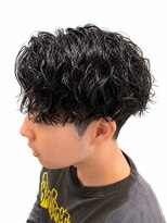ダーチャ(Datsche)&nbsp;緩めのスパイラルパーマで簡単スタイリング