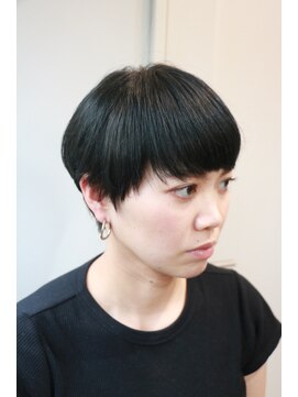 マクナリー(McNally) コンパクトショートでかっこよくヌケ感を