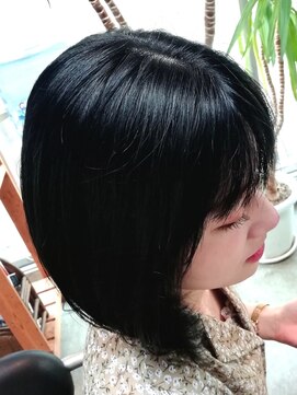 ヘアーアンドエステ エムス(EM'S) BOB