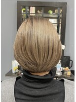 レナータ ヘア(Renata hair)&nbsp;大人可愛いブリーチカラー/くすみベージュ/40代50代60代白髪対策