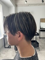 スワッグ(SWAG)&nbsp;メンズカットセンターパートハイライト