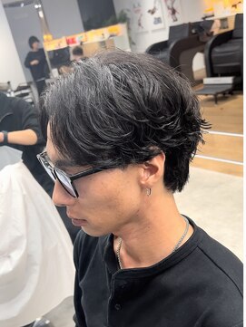 ラヴィズムバイフィフス(LUVISM by fifth) センターパート毛流れニュアンスパーマカルマパーマ/新潟駅