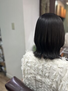 ルアン(Luan) ブルーブラック