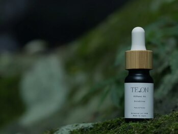 リヴナ(Livna)の写真/モノトーン基調で落ち着いた空間◇選択できるTE.ONバスオイルを使ったマッサージで心地よい香りに包まれる