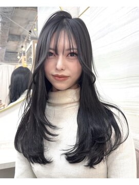 エルバイラビス 大宮(elu by lovis) 《鈴木茉奈》韓国レイヤー/ブルーブラック/艶髪