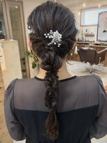 ヘアワン(HAIR One) 結婚式、お呼ばれの編みおろしヘア