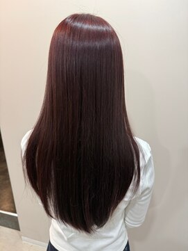 カミエ(kamie) ブラウンロング×透明感のあるツヤ髪で大人っぽく