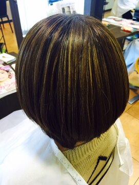 ヘアディレクション ビークス 上並榎店(HAIR DIRECTION BEECX) 2016流行中!細かくハイライト☆