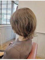 グランシュ 青葉台店(GranCieux)&nbsp;外はねレイヤーボブ×シルバーグレー☆