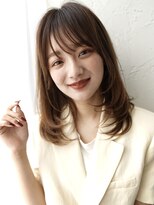 エル 横浜(eL)&nbsp;【eL 横浜】顔まわりレイヤー　小顔カット　セミディ　(大島)