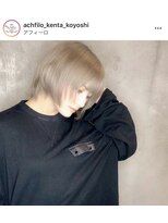 アフィーロ(ACHFILO) 岡田奈々髪型 ハンサムショート ホワイトベージュ前髪エクステ