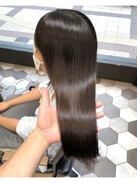 シェノン 武庫之荘(CHAINON) 黒髪/グレージュカラー/ボブウルフ/ココアベージュ/髪質改善