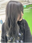 オリーブグレー