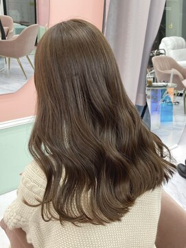 ガーランド(Girland) 【girland】明るめブラウン 韓国風/レイヤーカット