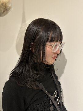 コキリ(kokiri) 【ayari】レイヤーカット×オリーブグレー