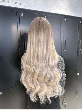 ヘアサロン エフ 渋谷(F) #ブリーチ#ハイトーン#ミルクティーベージュ
