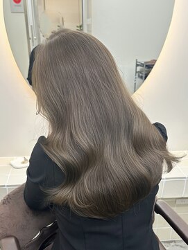 リラ バイ ミラ 新宿(LILA by MILA) ブラウンベージュ/ホワイトベージュ/メルティブラウン/韓国風