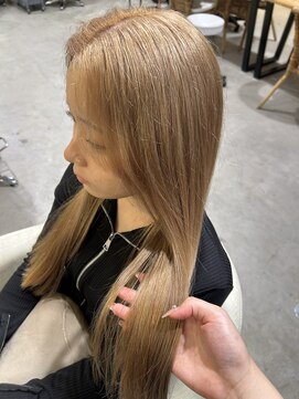 ココルアナ(coco luana) ブリーチ、ハイトーン、ケアブリーチ、韓国、前髪カット