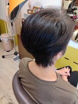 アトリエカール(Atelier CURL)&nbsp;香草カラー、ショートヘア