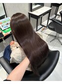 冬にピッタリコクブラウンカラー