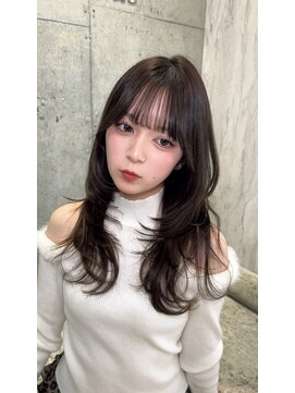 ロンドルピナス 小倉(Lond Lupinus) ミディアムレイヤーカット/似合わせカット/大人ガーリー/20代