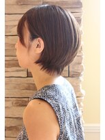 【30代40代50代】丸みが綺麗な耳かけ小顔ショート