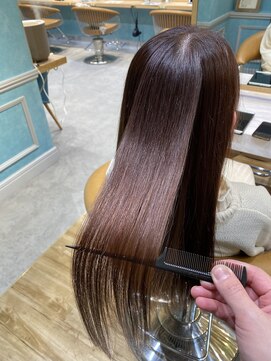 ロンドフルール 大宮東口(Lond fleur) 【Lond fleur 山本翔一郎】ナチュラルな縮毛矯正