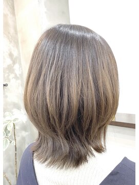 エトネ ヘアーサロン 仙台駅前(eTONe hair salon) 20代30代40代50代ひし形小顔カットナチュラル