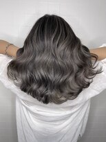 ラフトーキョウセカンド(RAF TOKYO 2nd)&nbsp;【王道】NAO流バレイヤージュ×チャコールグレー