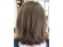 レナータヘアカロ(Renata hair Caro)