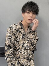 違いを楽しみたい方【ツイストパーマ】でエッジの効いたスタイルに【Men's salon &】