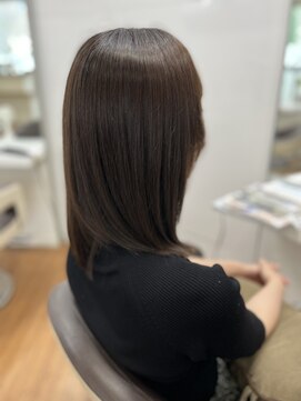 ムーア(MUA) 【MUA 大泉】 ストレート艶髪☆
