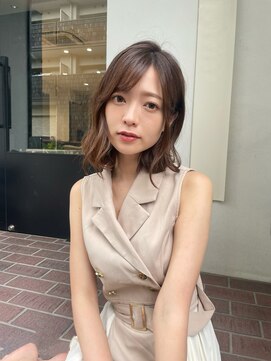 ヘアープレイス ヴィブ(hair place VIVE) アッシュベージュで高質感 透け感ミディアム