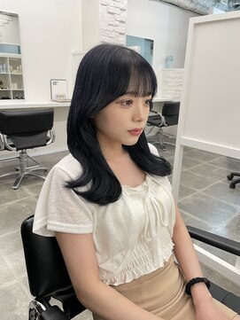 リアン バイ キートス(Lien by kiitos) くびれヘア/ブルーブラック/韓国スタイル/大人っぽ