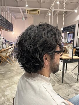 デラ バイ アフロート(DELA by afloat) 無造作パーマ