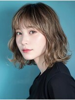 シェルベアー 銀座四丁目(Shell Bear)&nbsp;くびレイヤーで華やかに