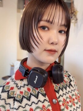 ソーイ(sowi) 切りっぱなしボブがベースのレイヤーボブ【@sowi_abe】