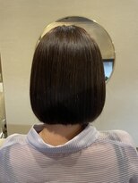 穀雨(Kokuu)&nbsp;大人シアーベージュミニウルフボブミディアムレイヤー