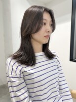 ヨーク(YOKE)&nbsp;顔まわりレイヤーミディアムレイヤー前髪