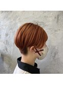 気分も明るくなるビビットオレンジ