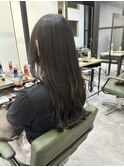 暗めアッシュ透明感ロング艶髪本厚木